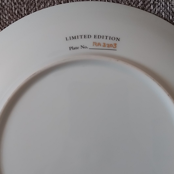 Frank sinatra, Ol' Blue Eyes collector plate - Picture 7 of 10